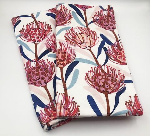 Napkins - printed with a colourful pincushion design (set of 4)