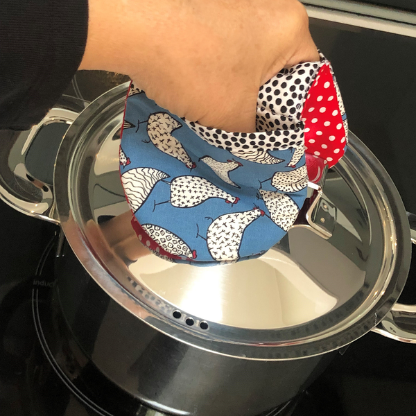 Microwave Mitts - Chickens (Blue)